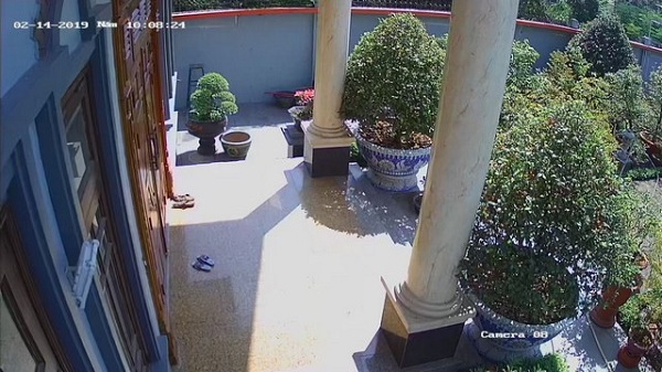 Lắp camera quan sát gia đình tại cửa sau